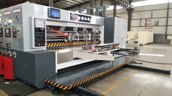 Mesin Kotak Karton Bergelombang 3KW Daya Tinggi Untuk Industri Pengemasan