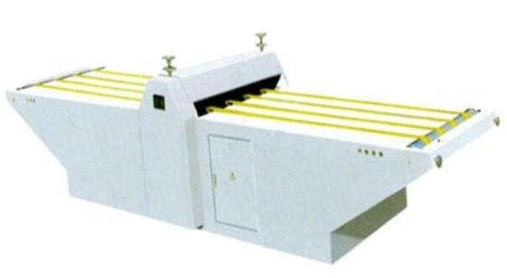 380v / 50hz Flatbed Die Cutting Machine Karton Kotak Karton Bergelombang
